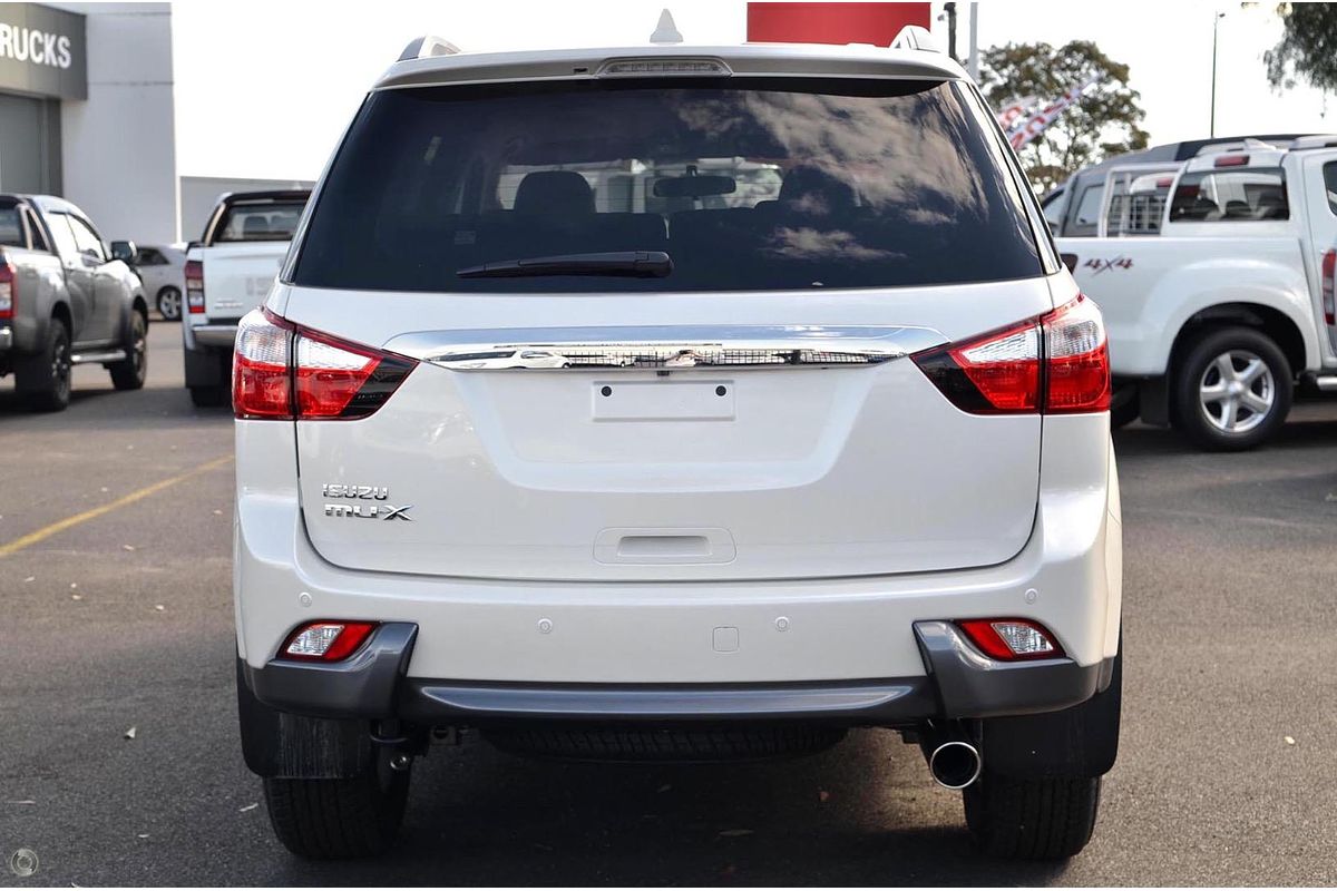 2016 Isuzu MU-X LS-T