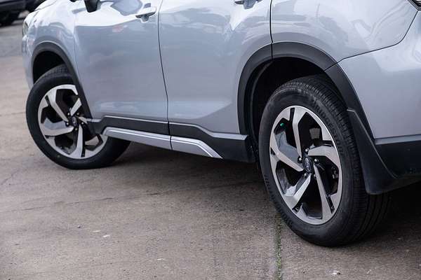 2022 Subaru Forester 2.5i Premium S5