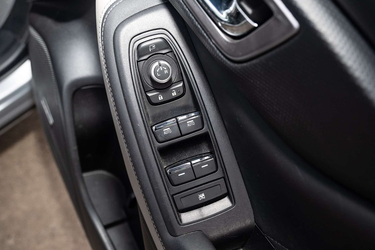 2022 Subaru Forester 2.5i Premium S5