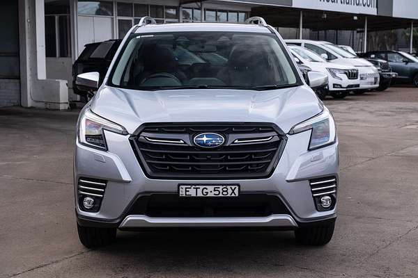 2022 Subaru Forester 2.5i Premium S5