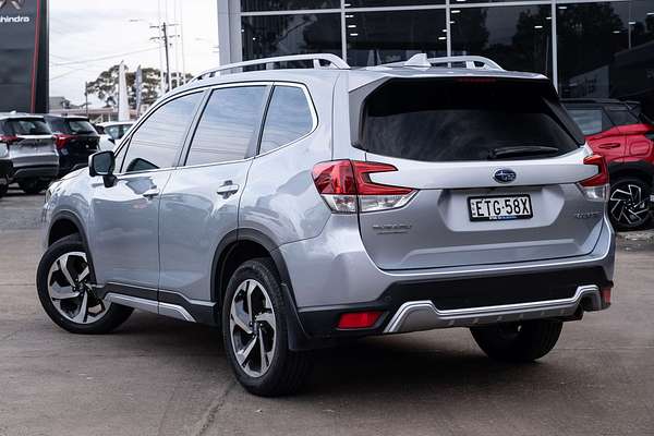 2022 Subaru Forester 2.5i Premium S5
