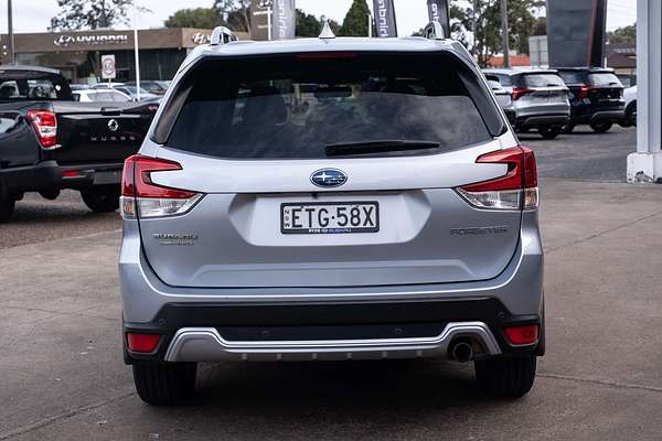 2022 Subaru Forester 2.5i Premium S5