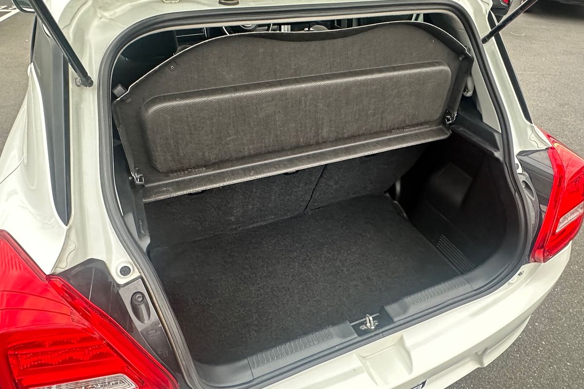 2023 Suzuki Swift GL AZ Series II