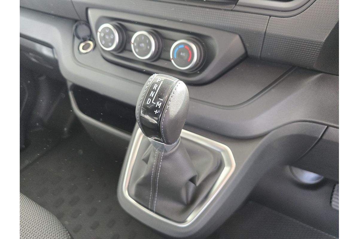 2024 Renault Trafic Pro X82 SWB