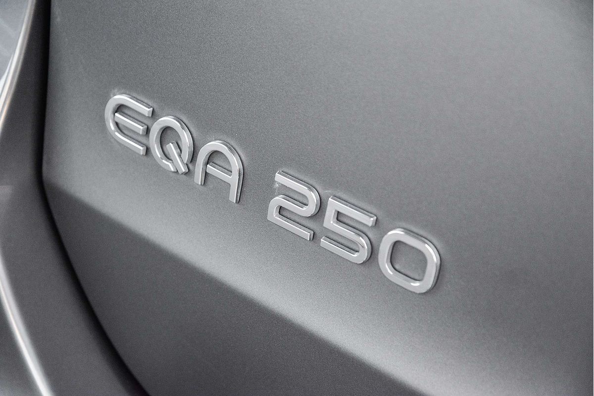 2021 Mercedes-Benz EQA EQA250 H243
