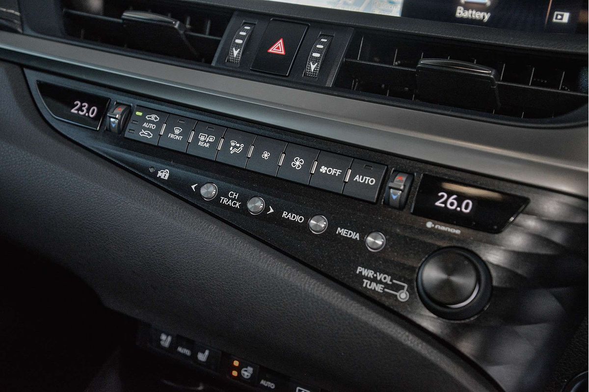 2019 Lexus ES ES300h F Sport AXZH10R