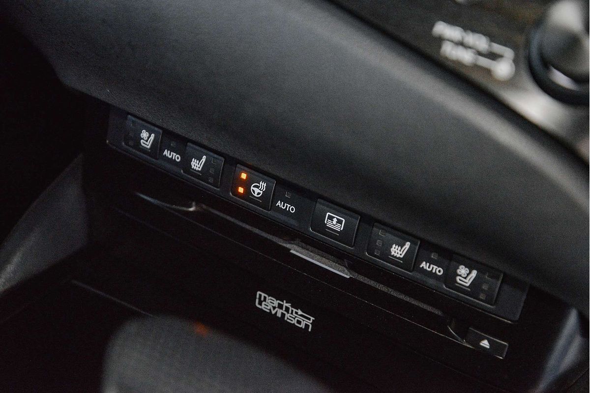 2019 Lexus ES ES300h F Sport AXZH10R