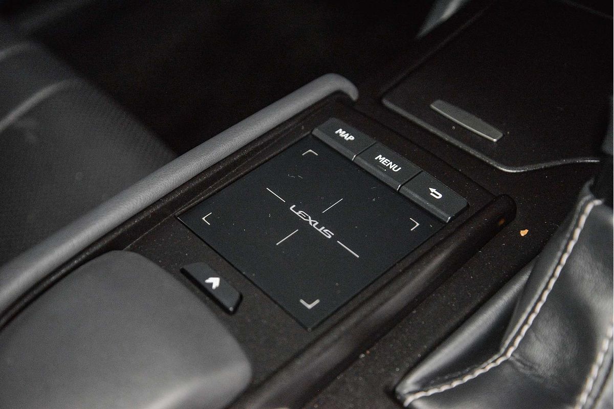 2019 Lexus ES ES300h F Sport AXZH10R