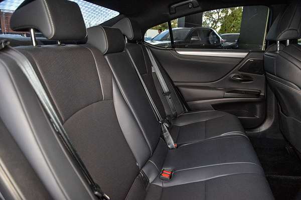 2019 Lexus ES ES300h F Sport AXZH10R