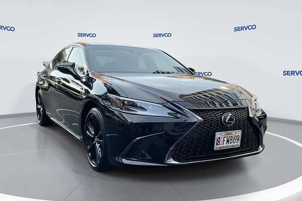 2025 Lexus ES F SPORT Design