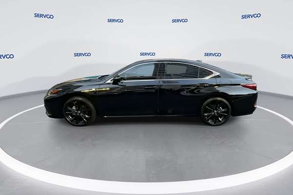 2025 Lexus ES F SPORT Design