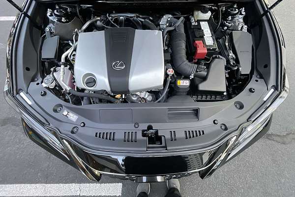 2025 Lexus ES F SPORT Design