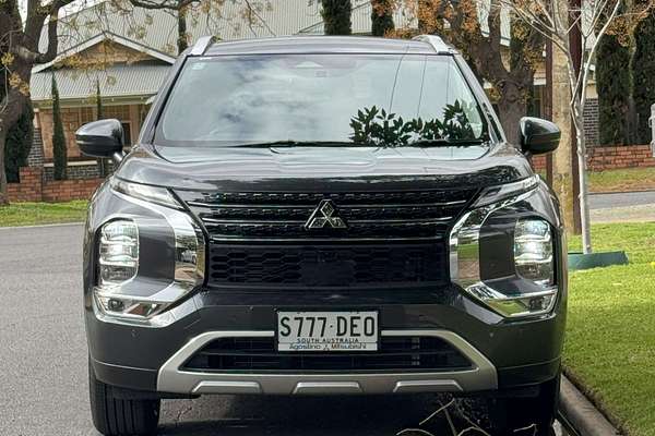 2022 Mitsubishi Outlander LS ZM