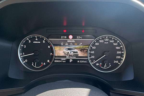 2022 Mitsubishi Outlander LS ZM