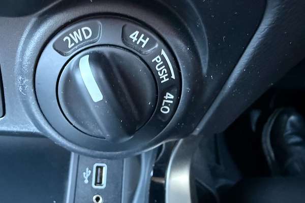 2020 Nissan Navara ST-X D23 Series 4 4X4