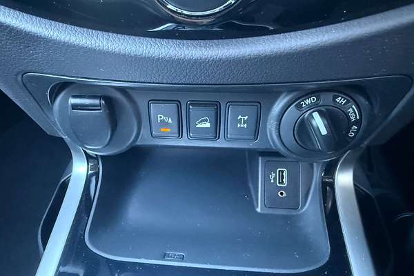 2020 Nissan Navara ST-X D23 Series 4 4X4