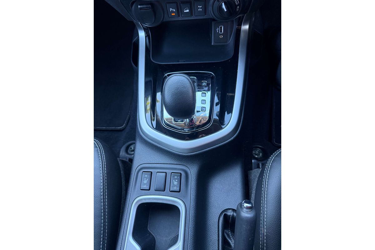 2020 Nissan Navara ST-X D23 Series 4 4X4