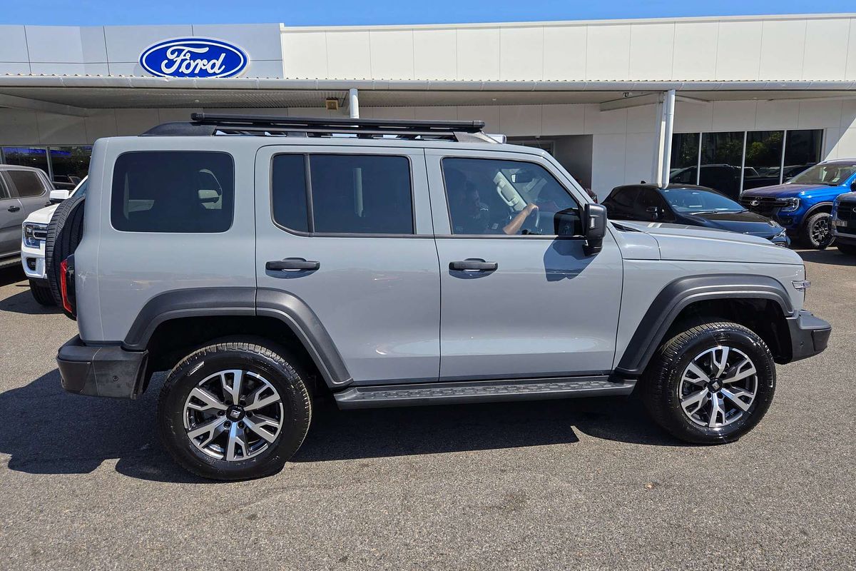 2023 GWM Tank 300 Ultra Hybrid P01