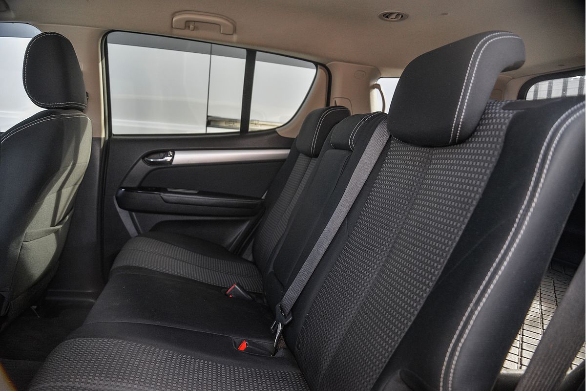 2018 Isuzu MU-X LS-U