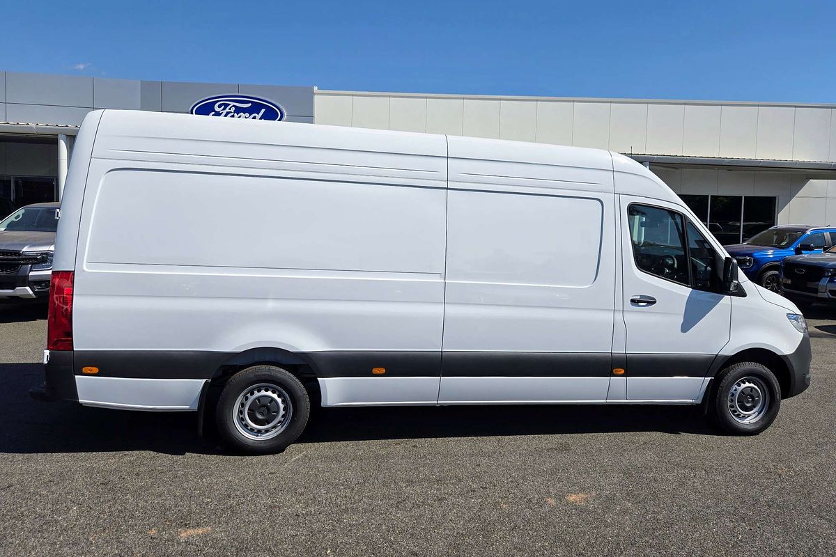 2025 Mercedes-Benz Sprinter 315CDI VS30 LWB