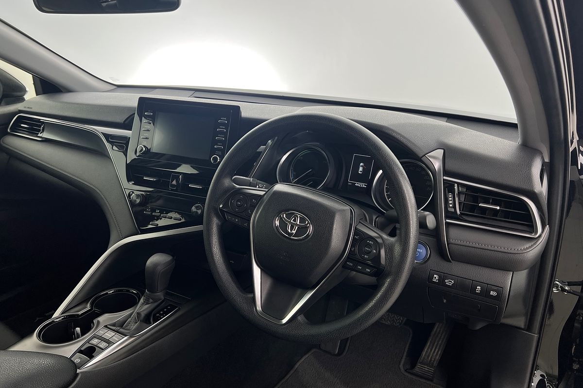2024 Toyota Camry Ascent AXVH70R