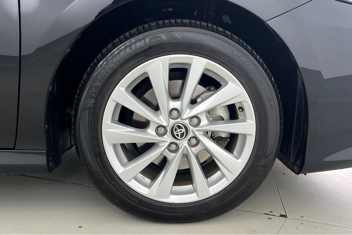 2024 Toyota Camry Ascent AXVH70R