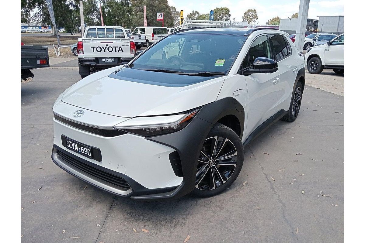 2023 Toyota bZ4X YEAM15R