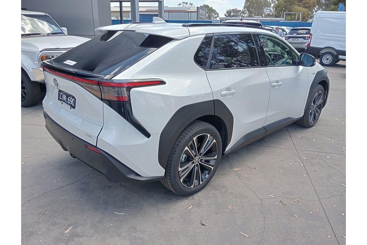 2023 Toyota bZ4X YEAM15R