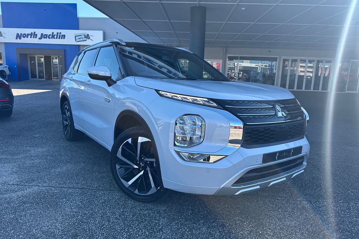 2024 Mitsubishi Outlander PHEV Exceed Tourer ZM