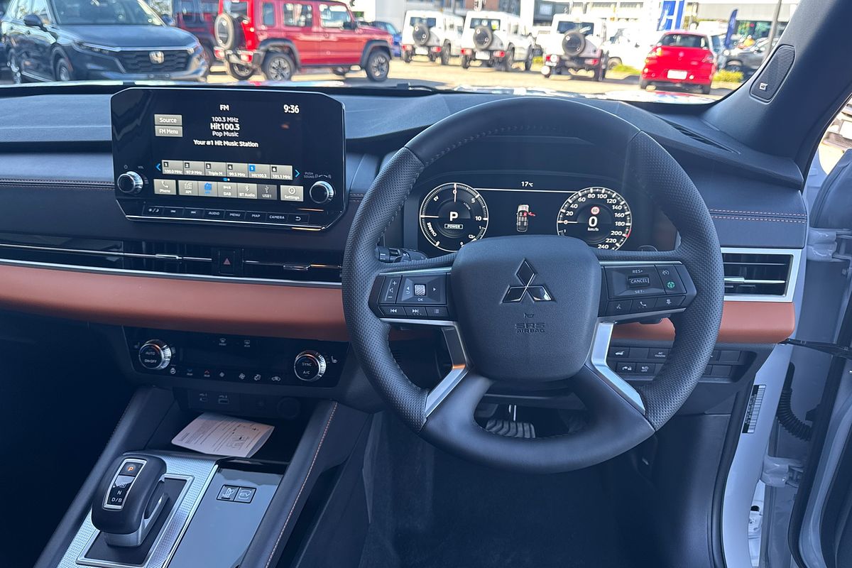 2024 Mitsubishi Outlander PHEV Exceed Tourer ZM