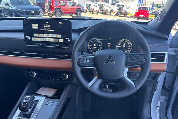 2024 Mitsubishi Outlander PHEV Exceed Tourer ZM