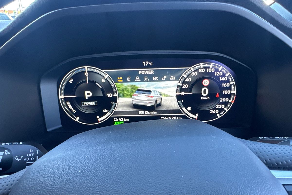 2024 Mitsubishi Outlander PHEV Exceed Tourer ZM