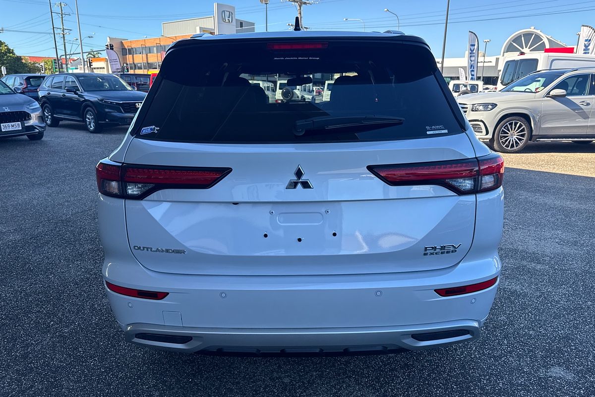 2024 Mitsubishi Outlander PHEV Exceed Tourer ZM