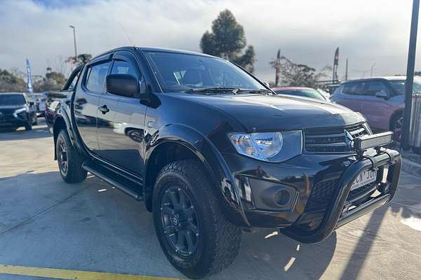 2015 Mitsubishi Triton GLX MN 4X4