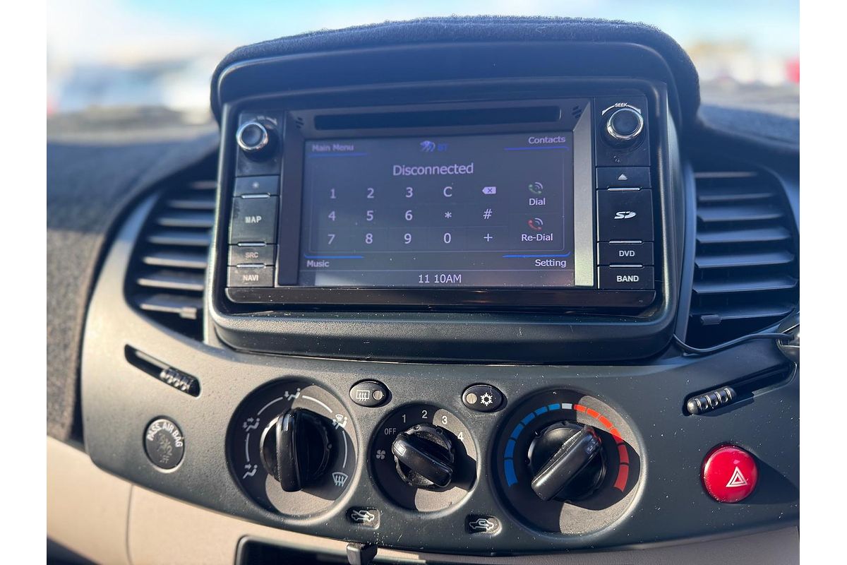 2015 Mitsubishi Triton GLX MN 4X4