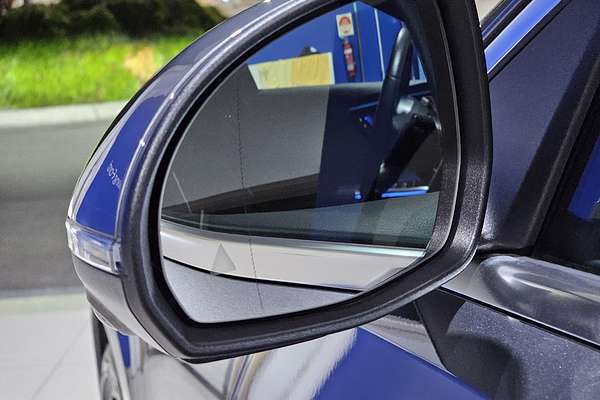 2023 Mercedes-Benz C-Class C200 W206