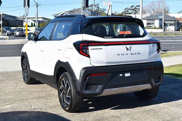 2025 Mahindra XUV3XO AX7L