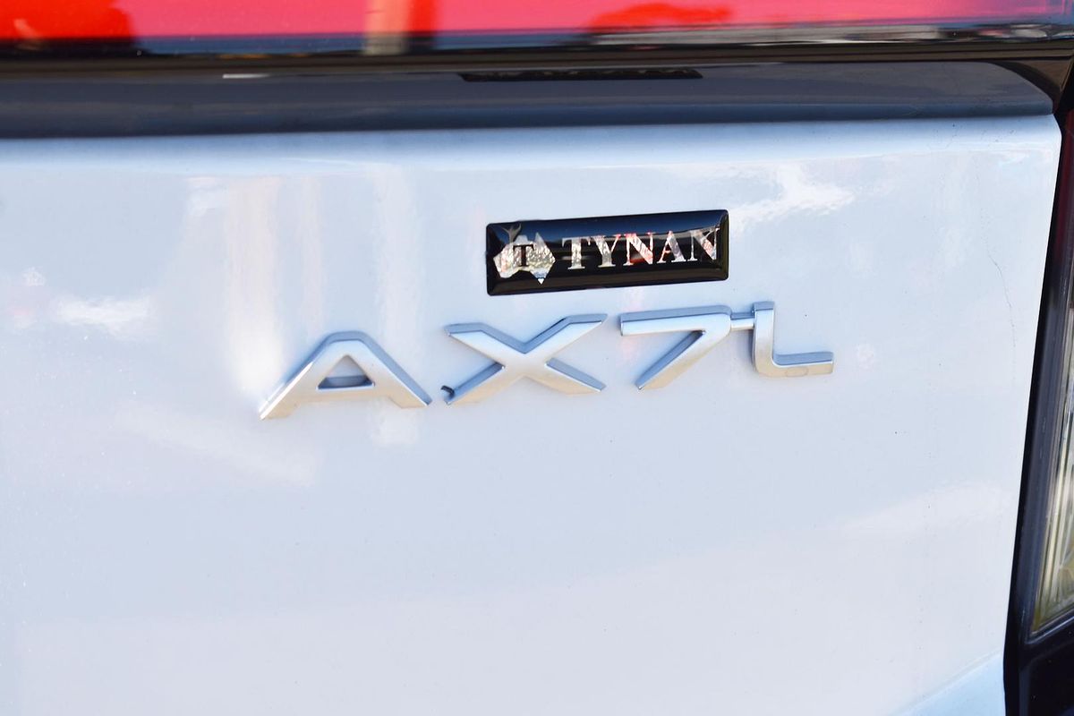2025 Mahindra XUV3XO AX7L