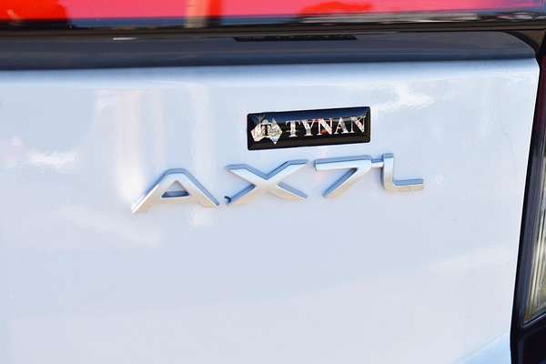 2025 Mahindra XUV3XO AX7L