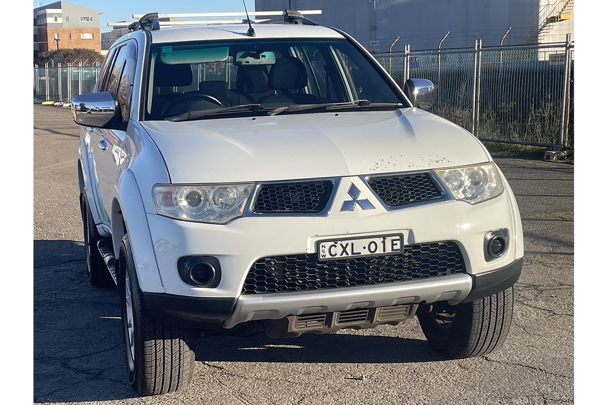 2011 Mitsubishi Challenger LS PB