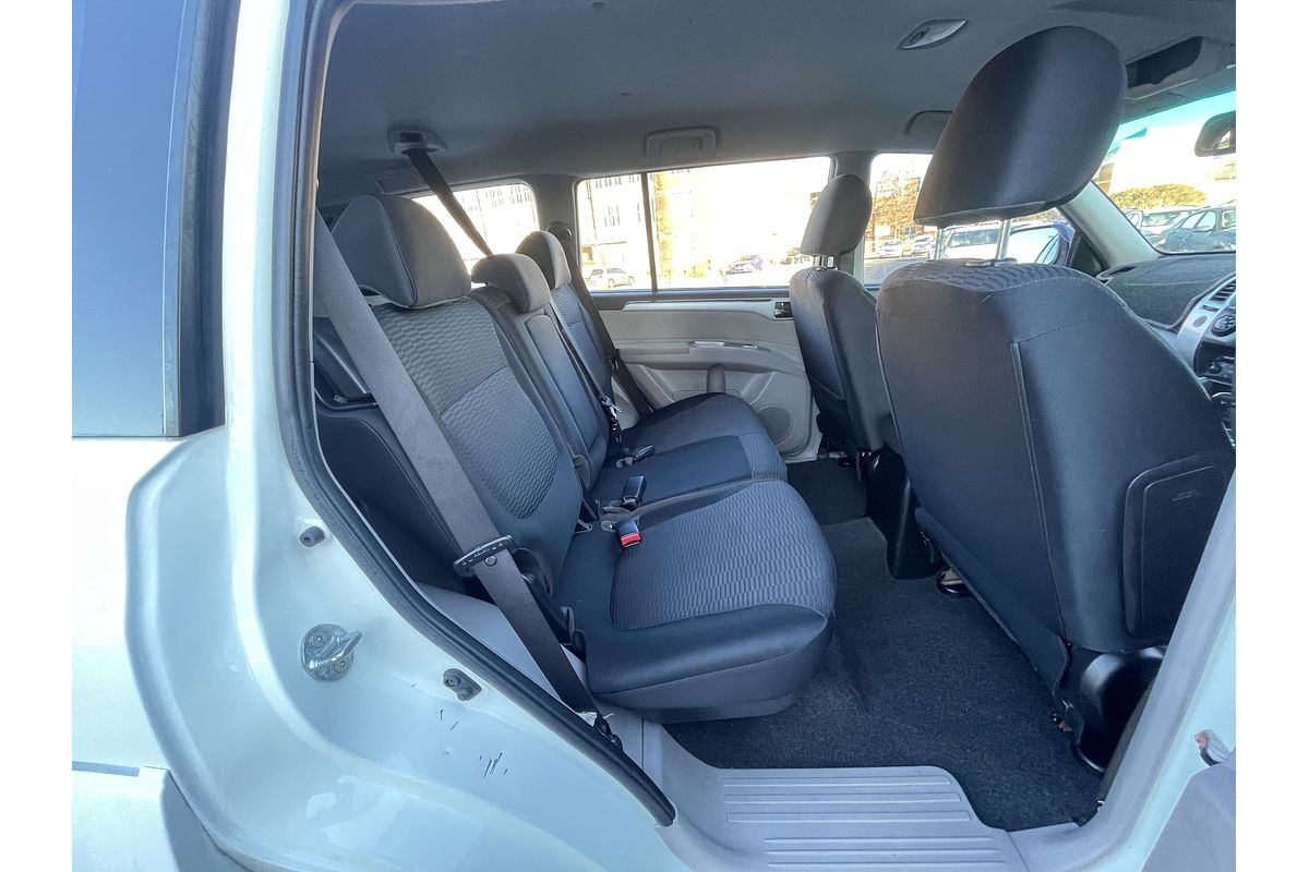 2011 Mitsubishi Challenger LS PB