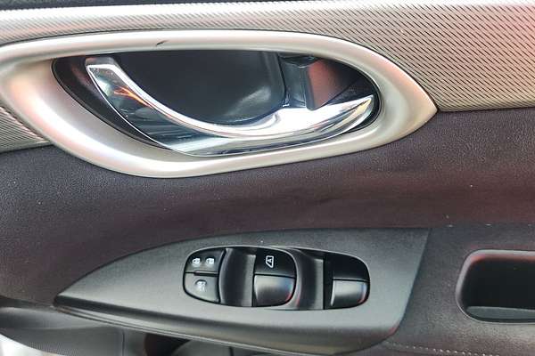 2013 Nissan Pulsar ST-L B17