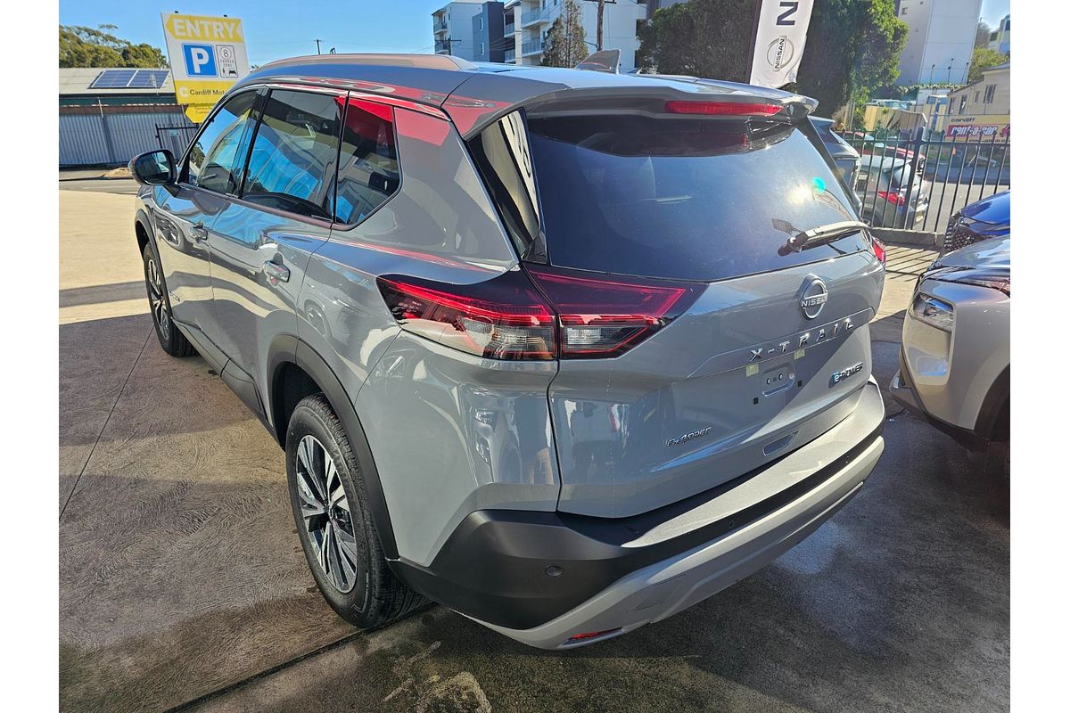 2025 Nissan X-TRAIL ST-L e-POWER T33
