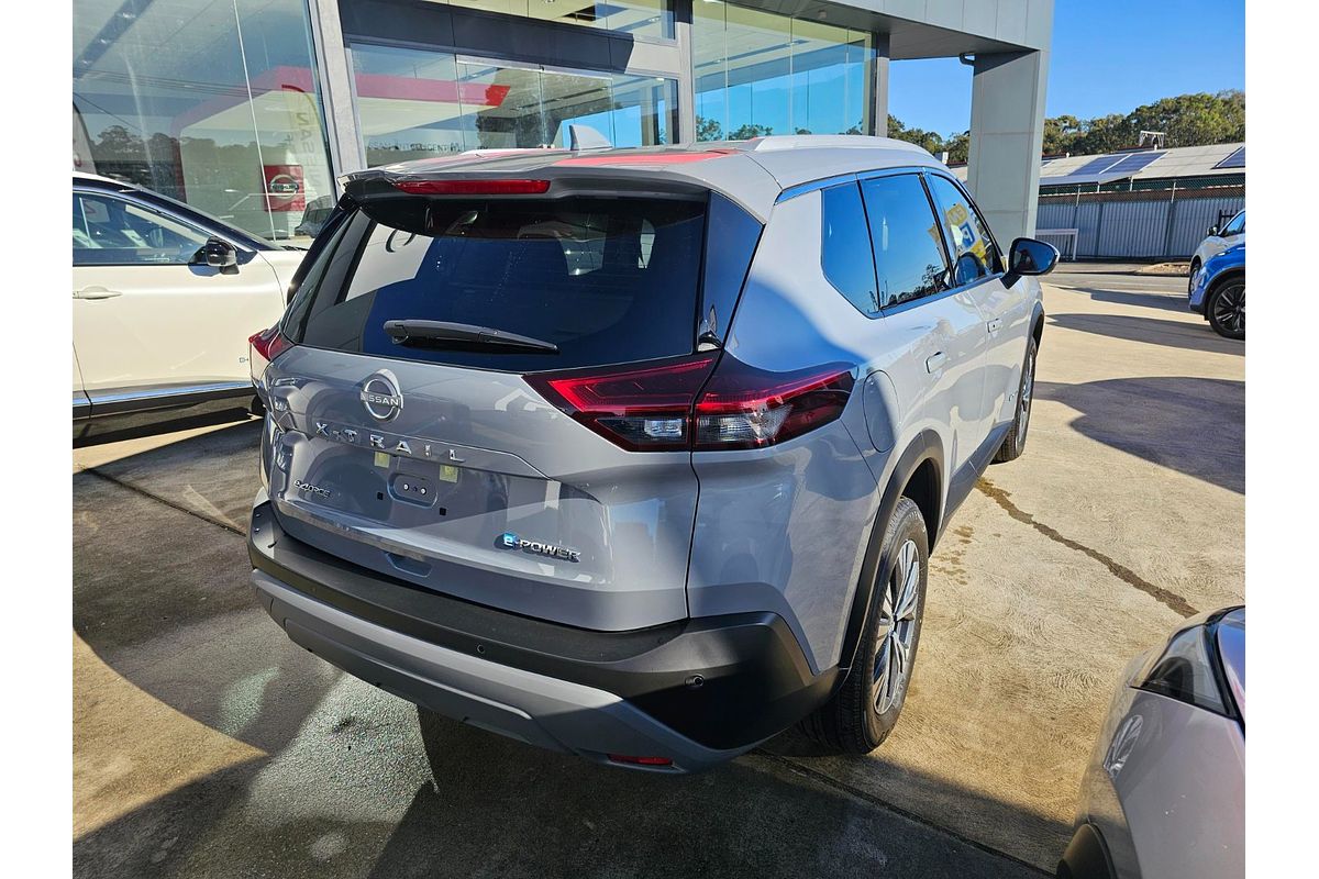 2025 Nissan X-TRAIL ST-L e-POWER T33