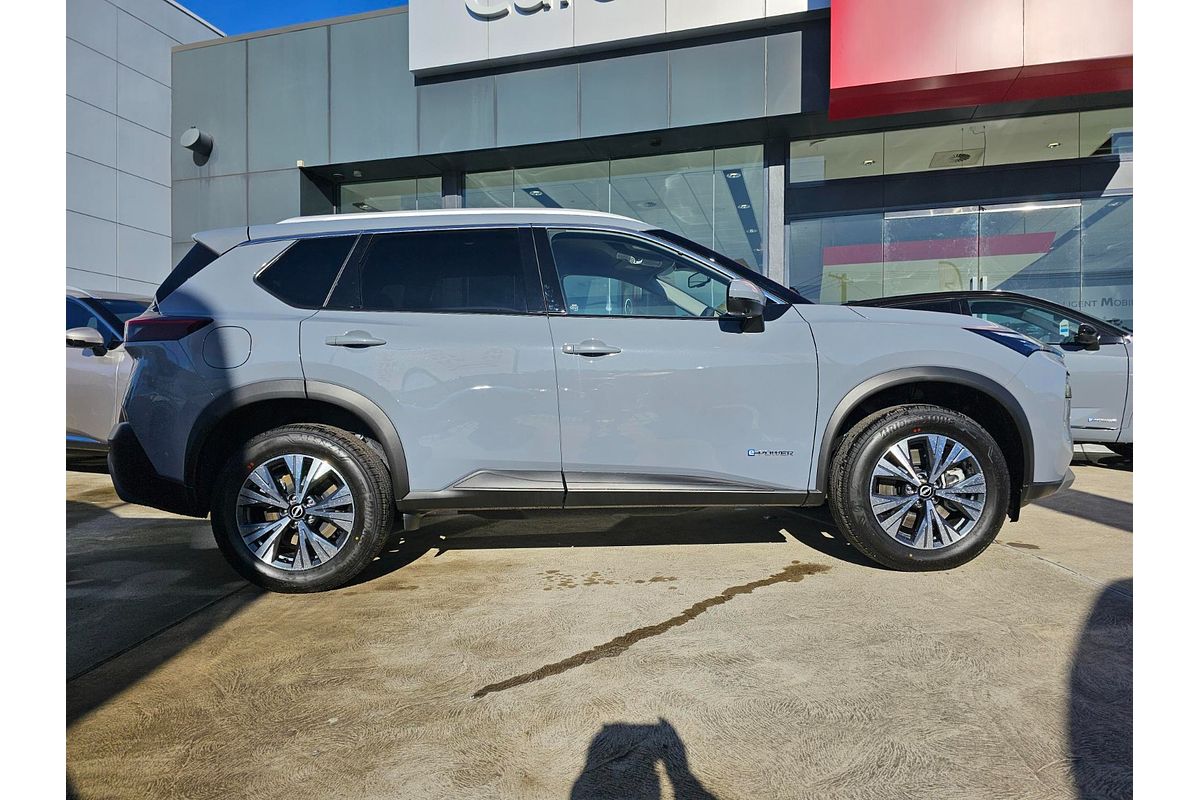 2025 Nissan X-TRAIL ST-L e-POWER T33