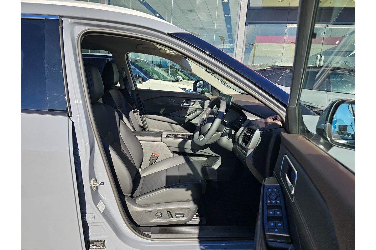 2025 Nissan X-TRAIL ST-L e-POWER T33