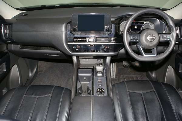 2022 Nissan Pathfinder ST-L R53