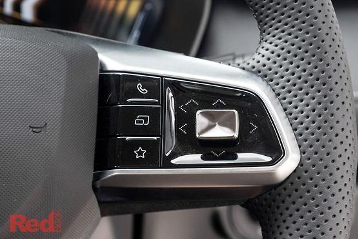 2025 MG ZS Essence Hybrid+ ZS32