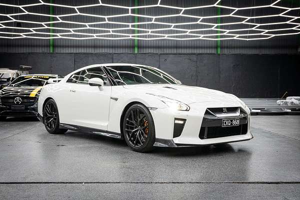 2016 Nissan GT-R Premium R35