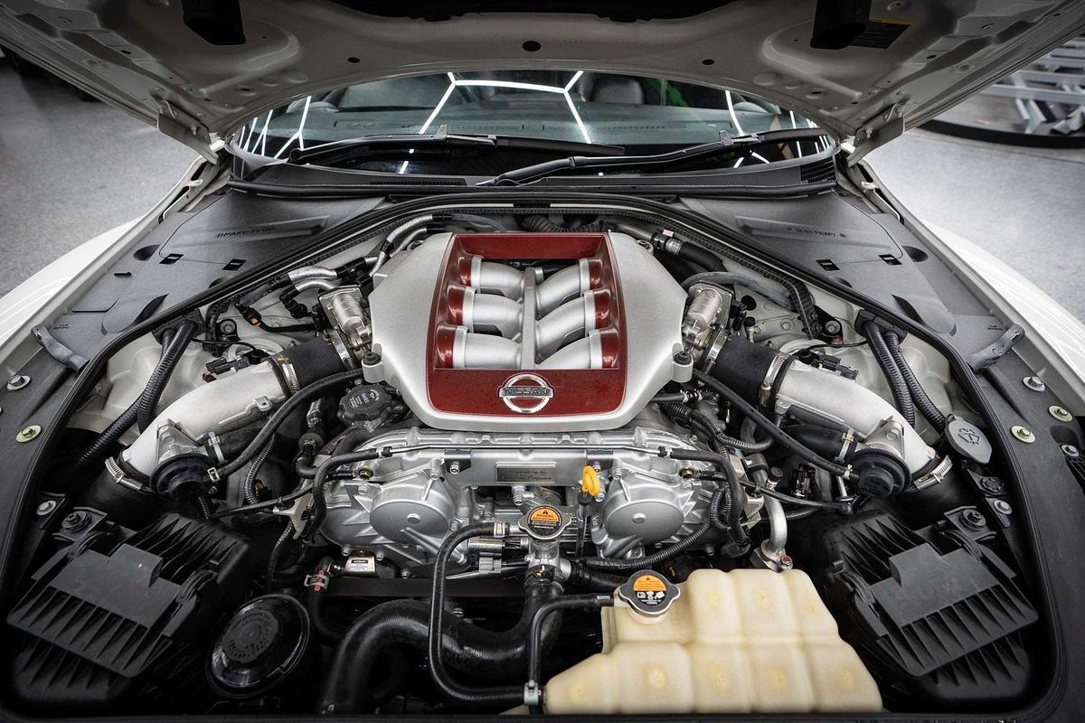 2016 Nissan GT-R Premium R35